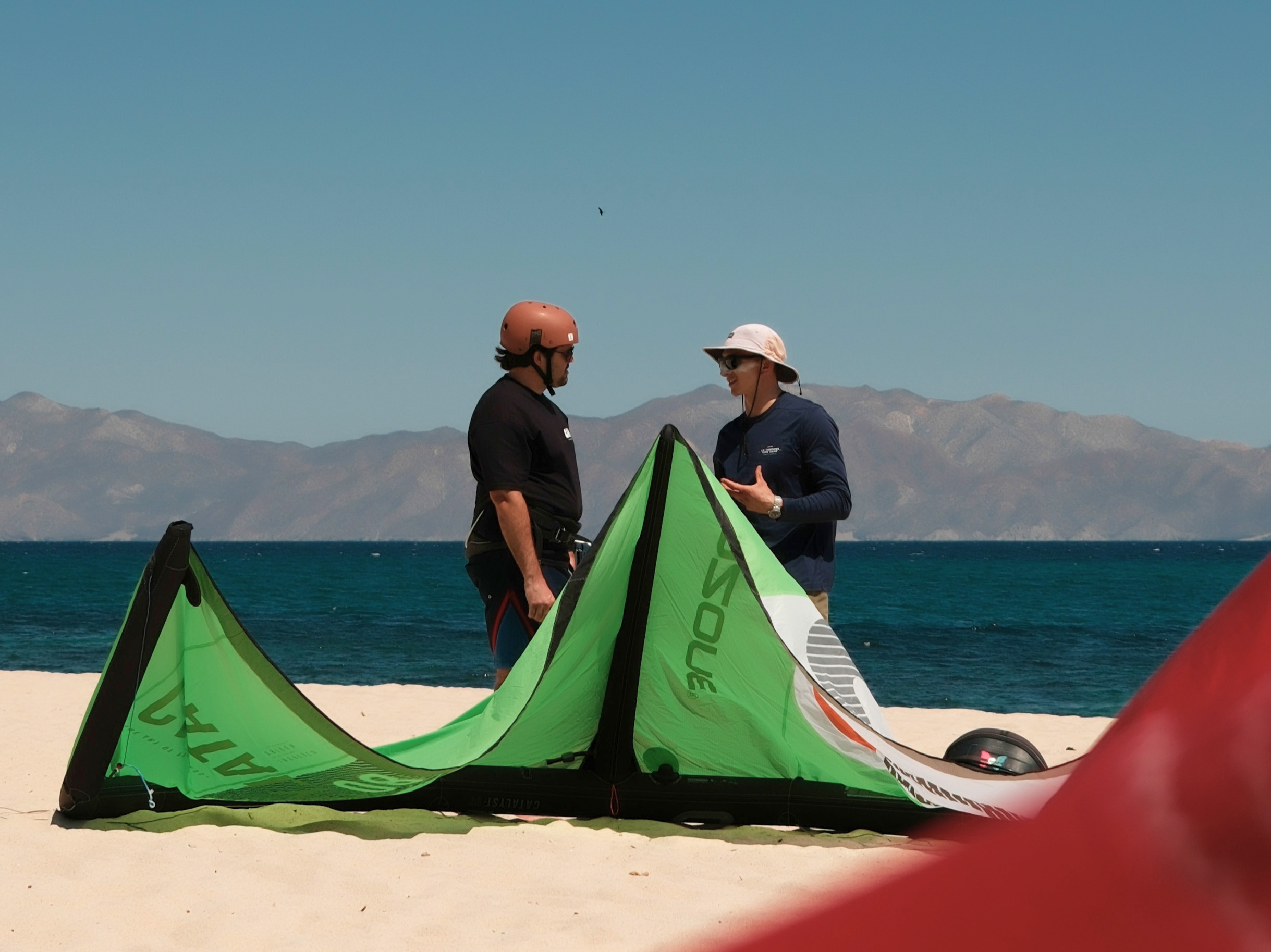Personalized kite coaching on the beach
